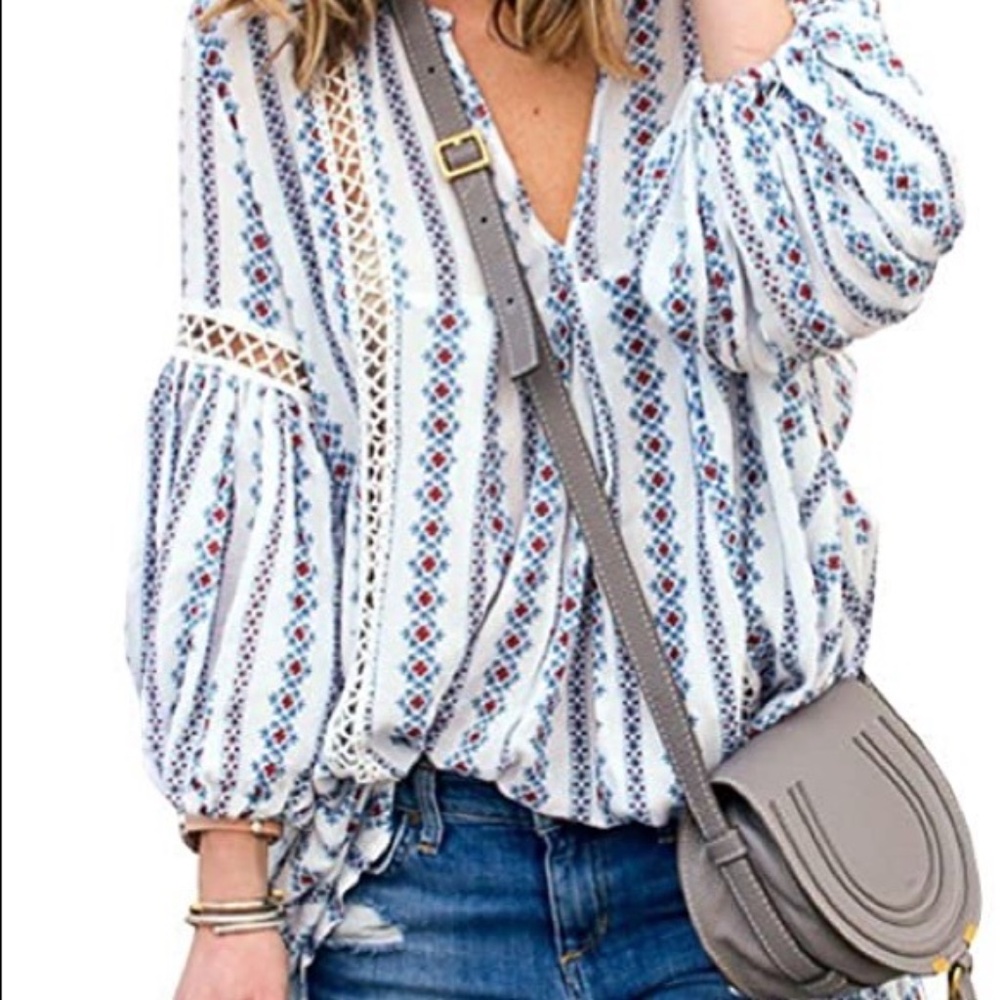 Floral print long sleeve V neck blouse size M ( NWOT)